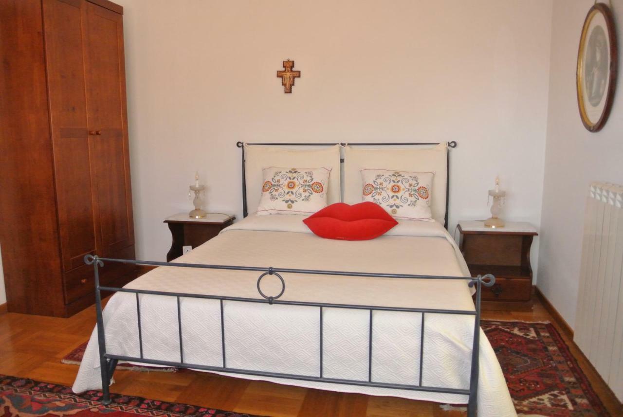 Villa Tranquilla Riposto Extérieur photo