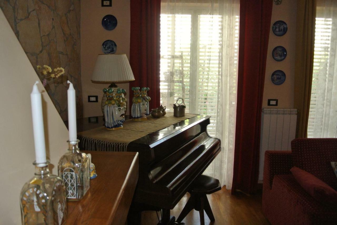 Villa Tranquilla Riposto Extérieur photo